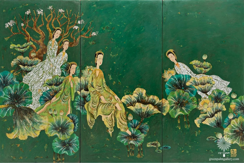 Admire the lotus pond